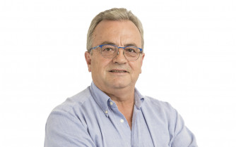 Miguel angel pulido fondo blanco