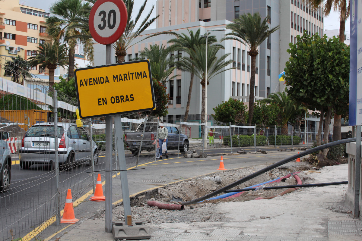 Avenida Maru00edtima Santa Cruz de La Palma