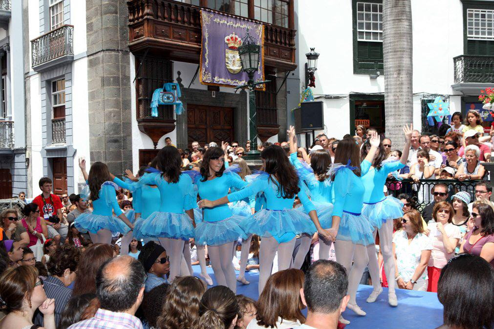 Danzas infantiles coreadas