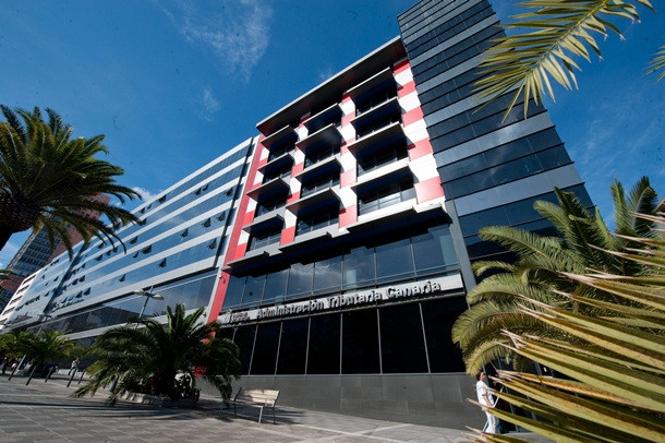 Sede de la Administracion Tributaria Canaria en Santa Cruz de Tenerife