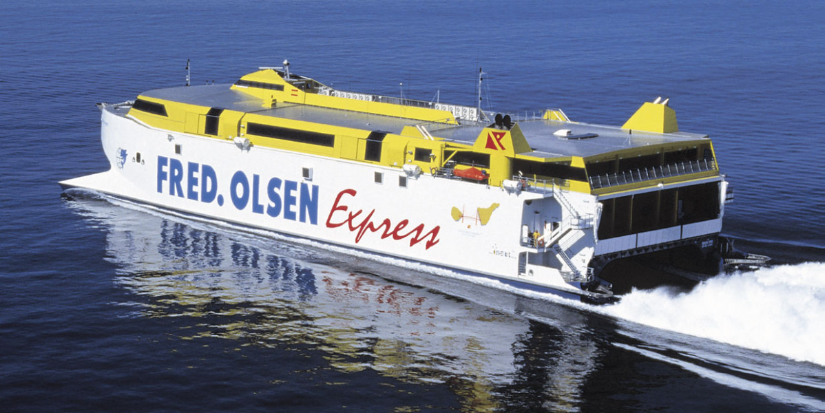 preámbulo Finanzas el estudio Fred. Olsen Express amplía sus rutas con 53 nuevas frecuencias y cubre ya  171 trayectos a la semana.