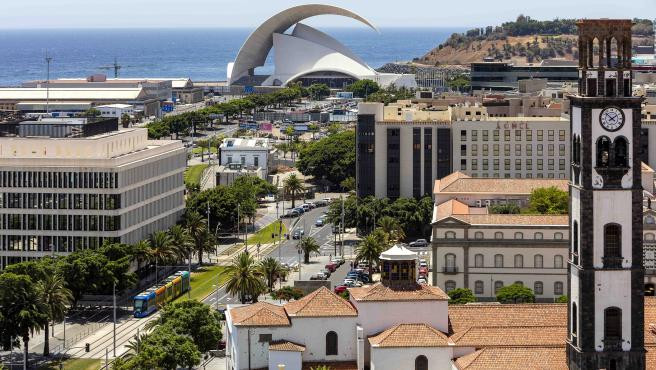 El turismo genera mas de 6 500 empleos directos en santa cruz de tenerife y un gasto de 109 millones