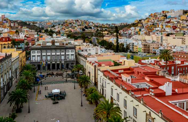 Las palmas de gran canaria balearia 740x480