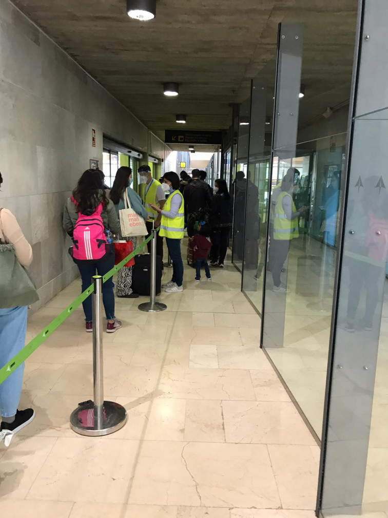 Imagen del control de Covid 19 en uno de los aeropuertos canarios