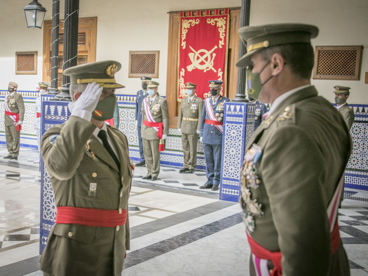 Imposiciu00f3n condecoraciu00f3n medalla conmemorativa Balmis