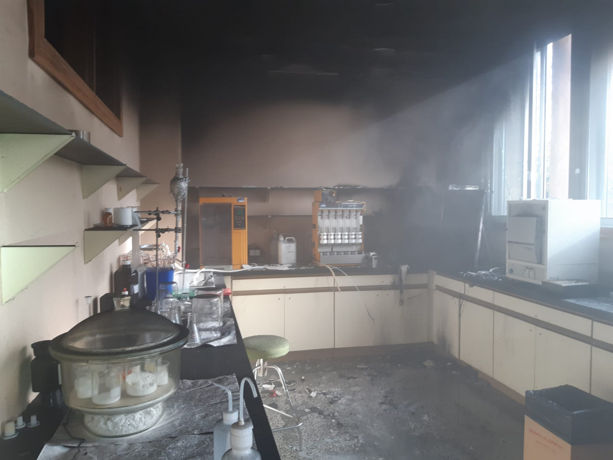 INCENDIO FARMACIAULL 1