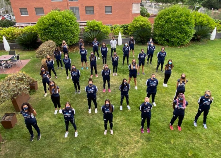 Escuadra femenina