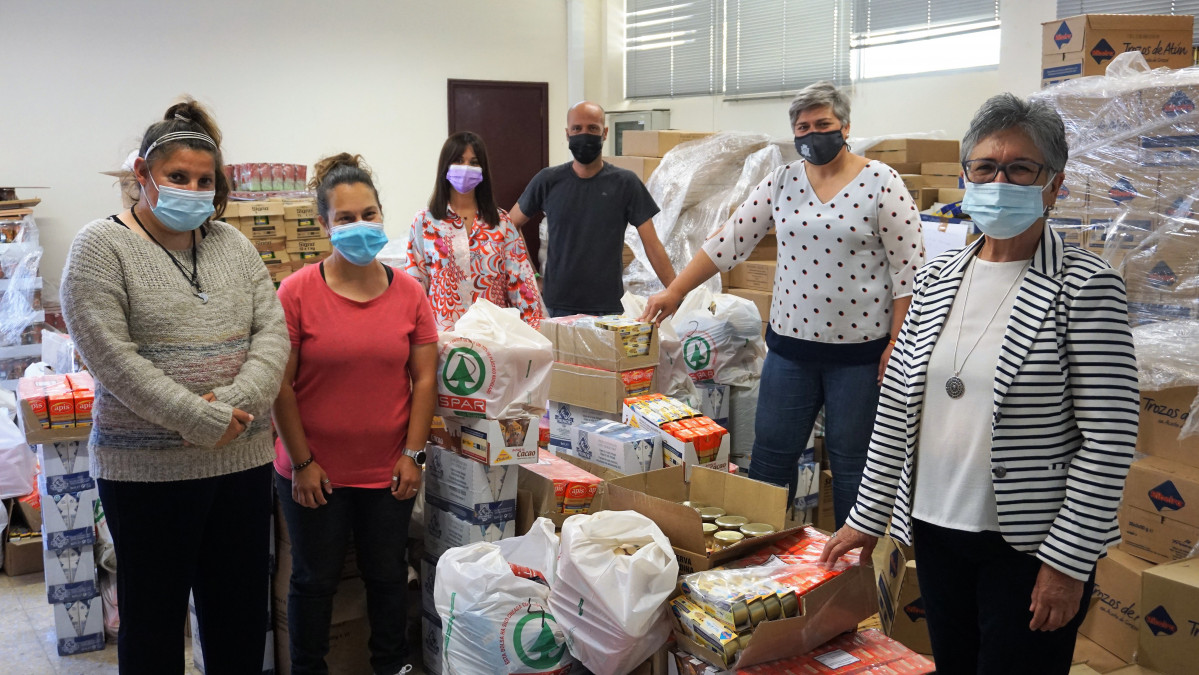 FUNCATAES Banco Alimento Los Llanos Alcaldesa concejala (2)