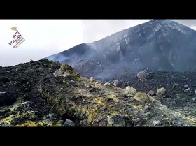 Espectaculares imágenes de los cráteres del edificio volcánico de Cumbre Vieja de La Palma