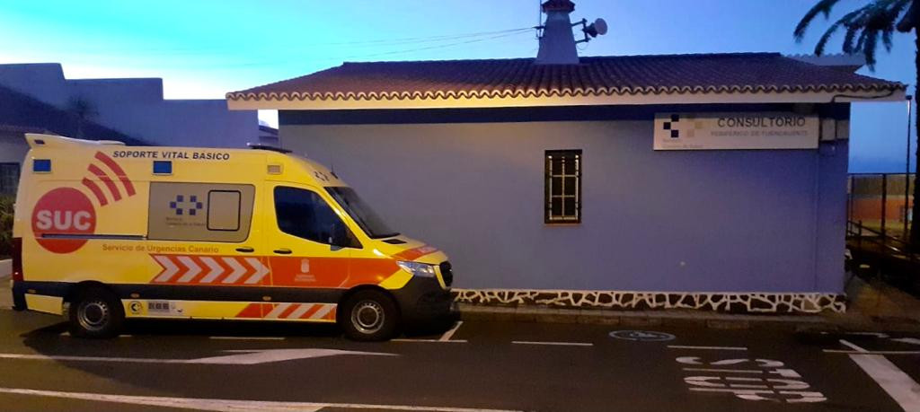 Ambulancia del SUC en el CL de Fuencaliente