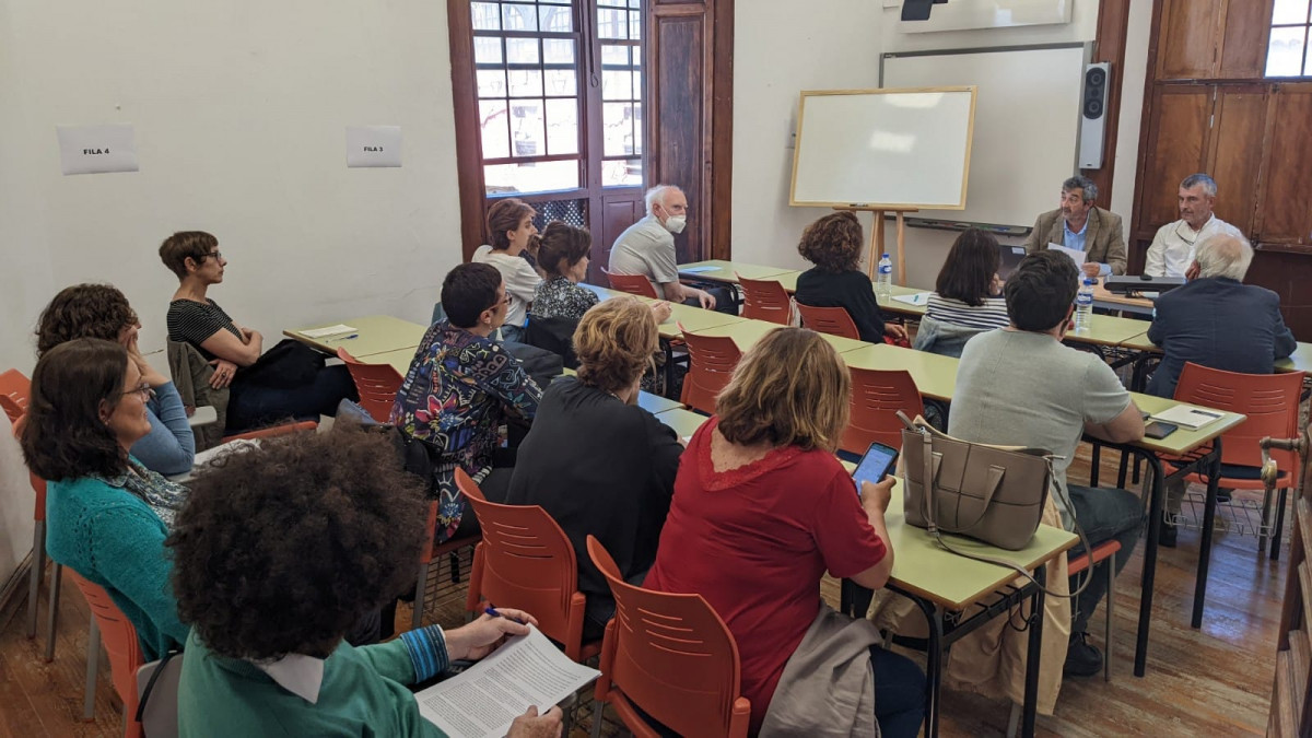 Curso UNED lo que habitaba la casa