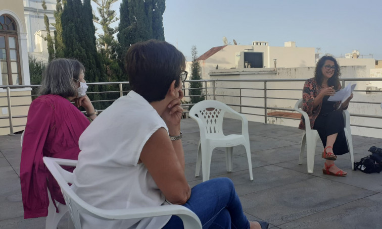 Imagen de una sesión del club de lectura Sentilibro