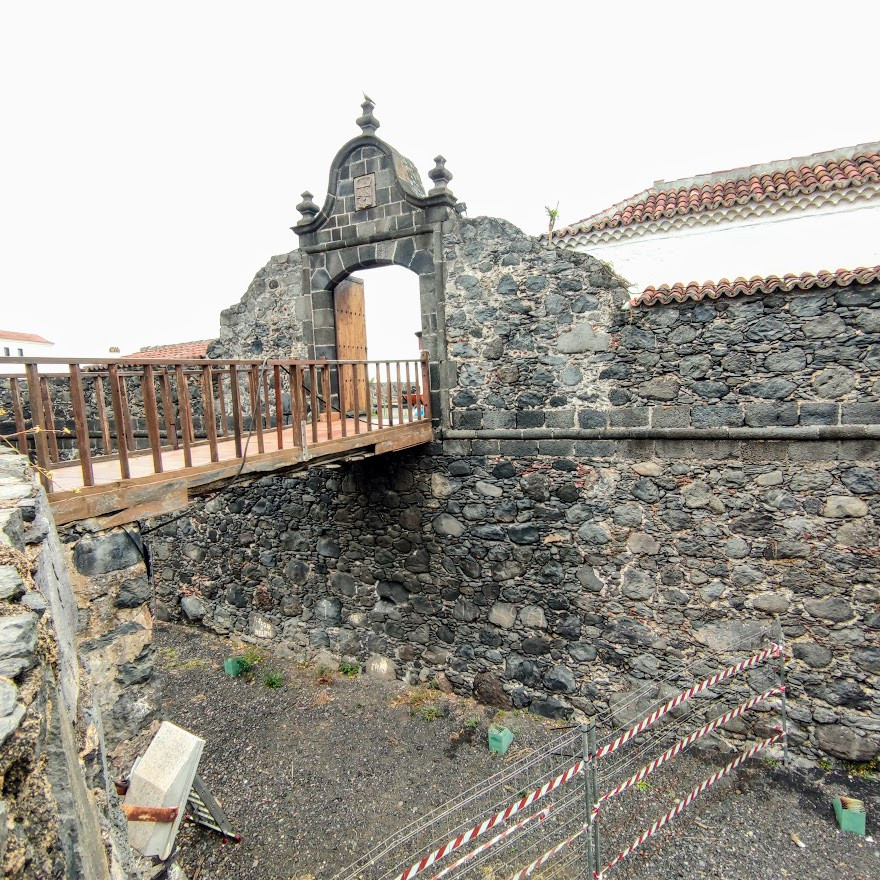 FOTO Los trabajos se efectu00faan para la restauraciu00f3n del puente de acceso y mejorar la accesibilidad de la fortificaciu00f3n, entre otros.