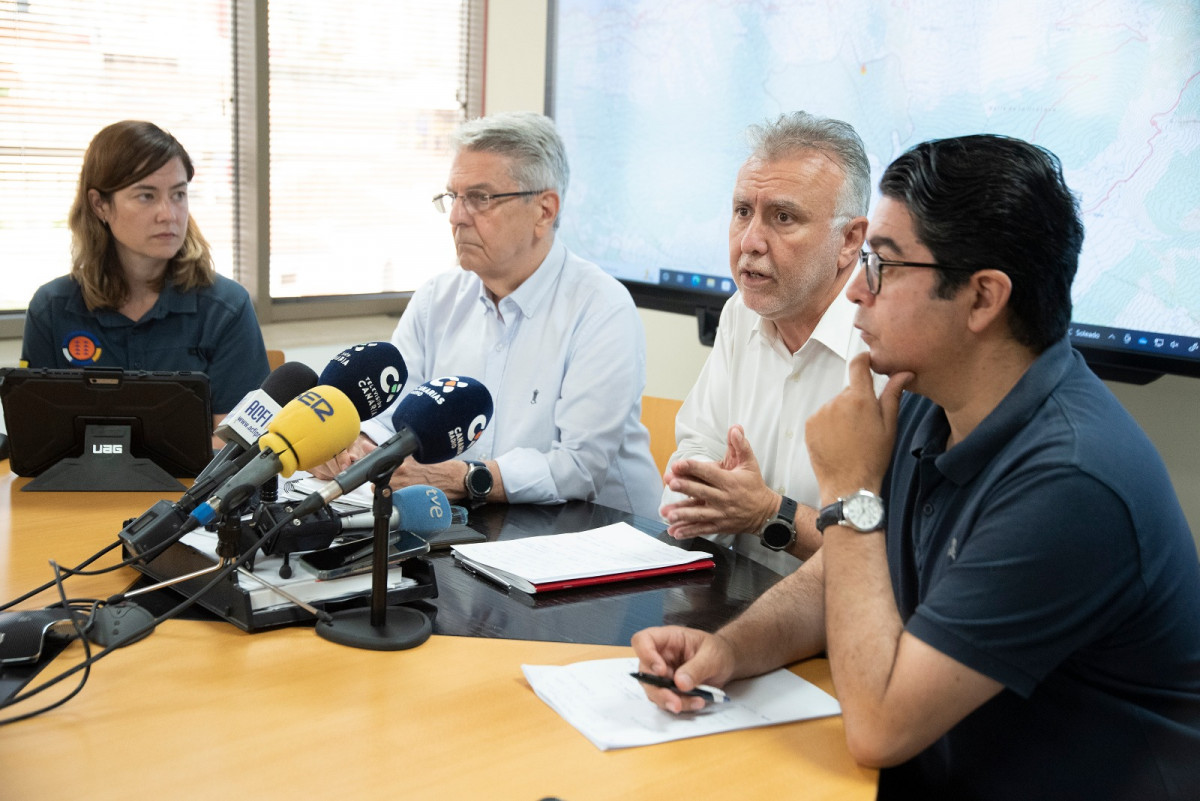 250722 Rueda de prensa evolucion incendio forestal Tenerife