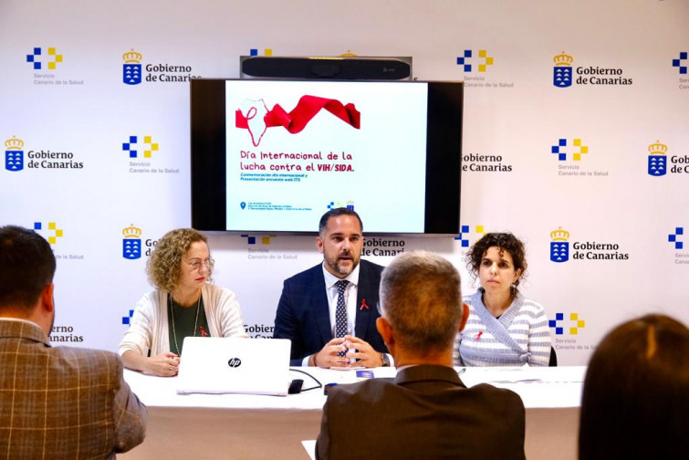 Un momento de la reunión en la Dirección del Área de Salud de La Palma