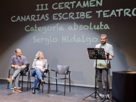 Fotografía El palmero Sergio Hidalgo recibe el premio Canarias Escribe Teatro
