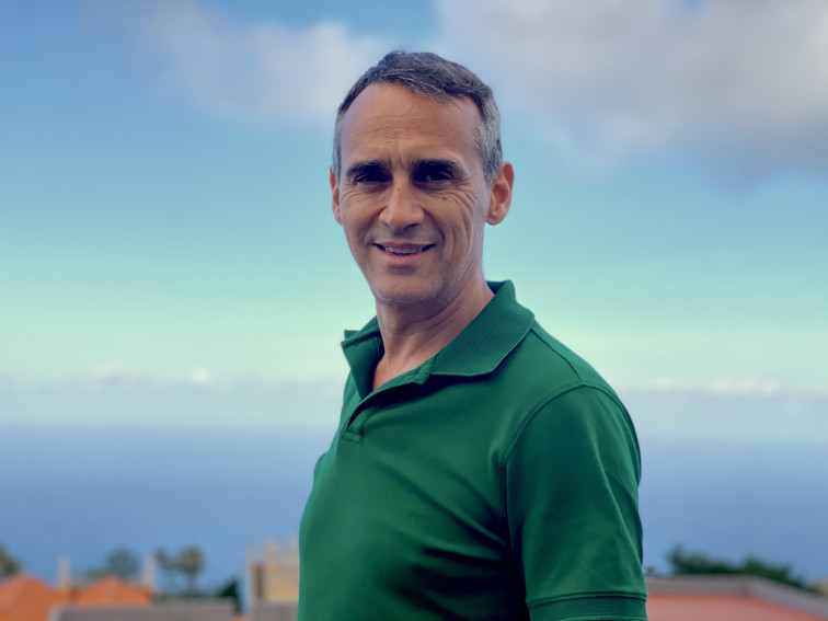 Javier Llamas7