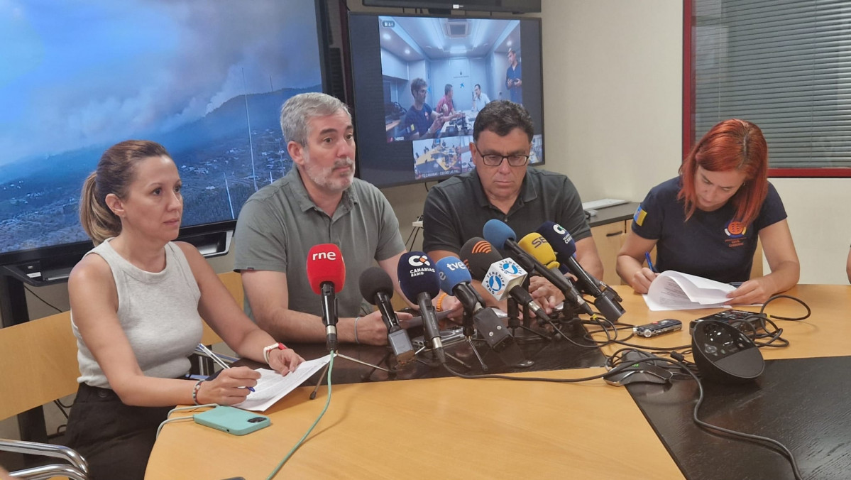 170821 Rueda de prensa 10 h evoluciu00f3n incendio forestal