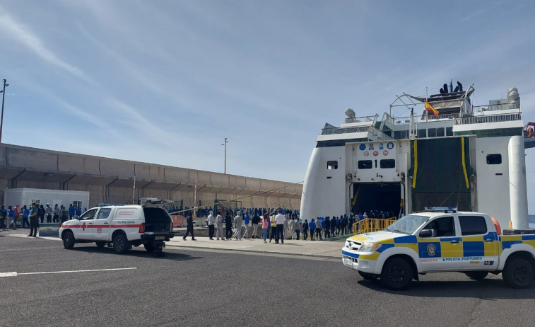 Embarque de migrantes en El Hierro 11092023