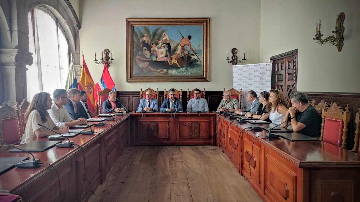 Foto encuentro institucional