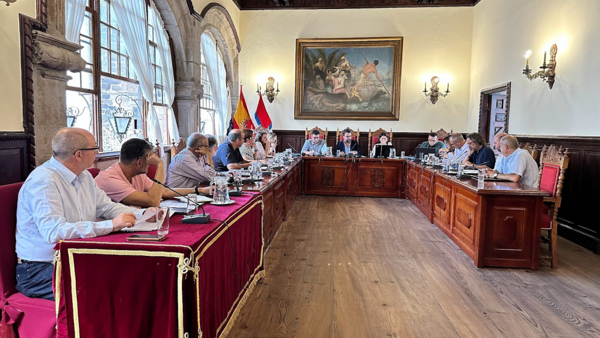 Foto Constitución del Consejo Rector de la Bajada de la Virgen 2025