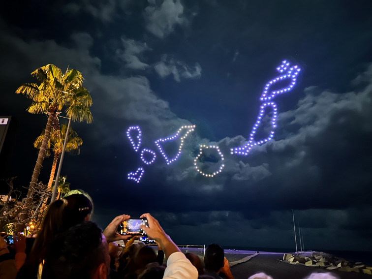 Foto Las Islas Canarias lucieron en el cielo de Santa Cruz de La Palma con el espectáculo de drones