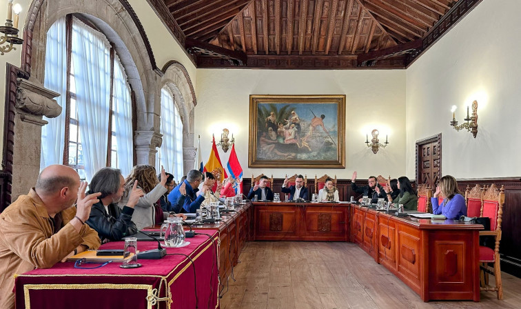 Foto Aprobación por unanimidad sesión plenaria Ayto Santa Cruz de La Palma