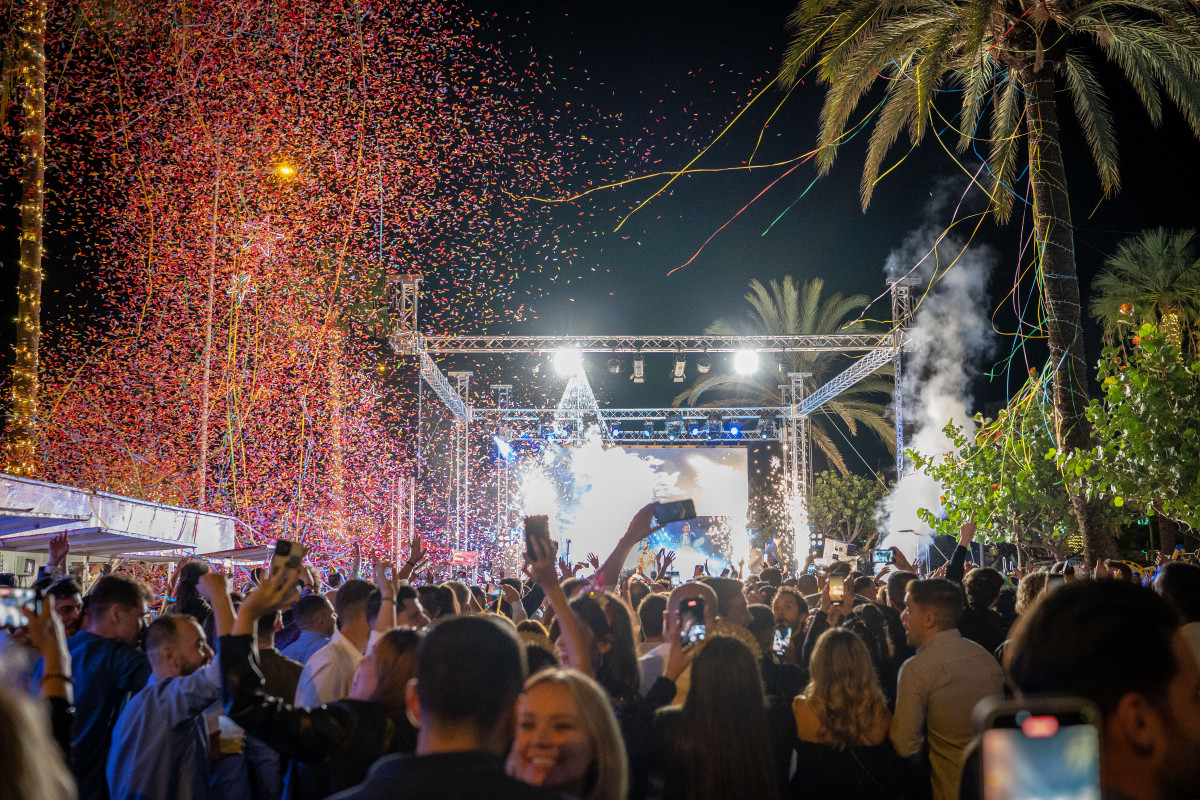 Foto Fin de Au00f1o en Santa Cruz de La Palma para dar la bienvenida a 2024