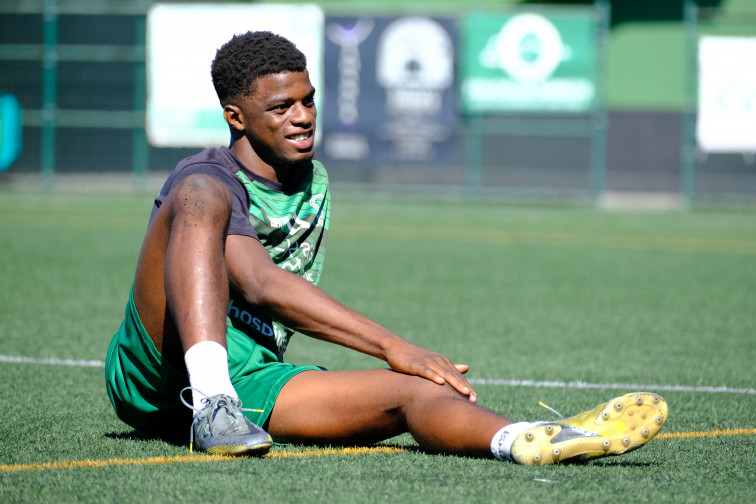 Dawda Dambelleh causa baja en el Atlético Paso Dawda Dambelleh causa baja en el Atlético Paso