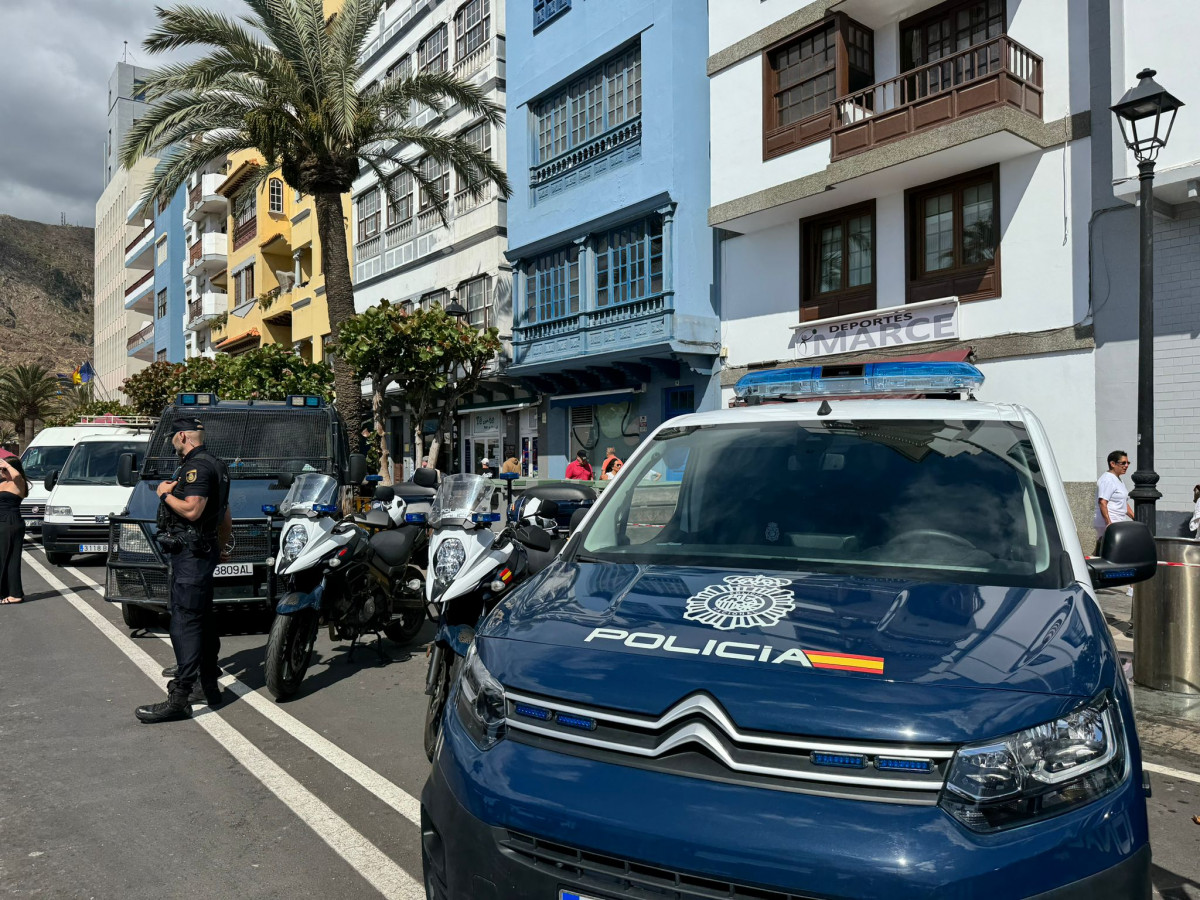 Policía  nacional Diario Palmero