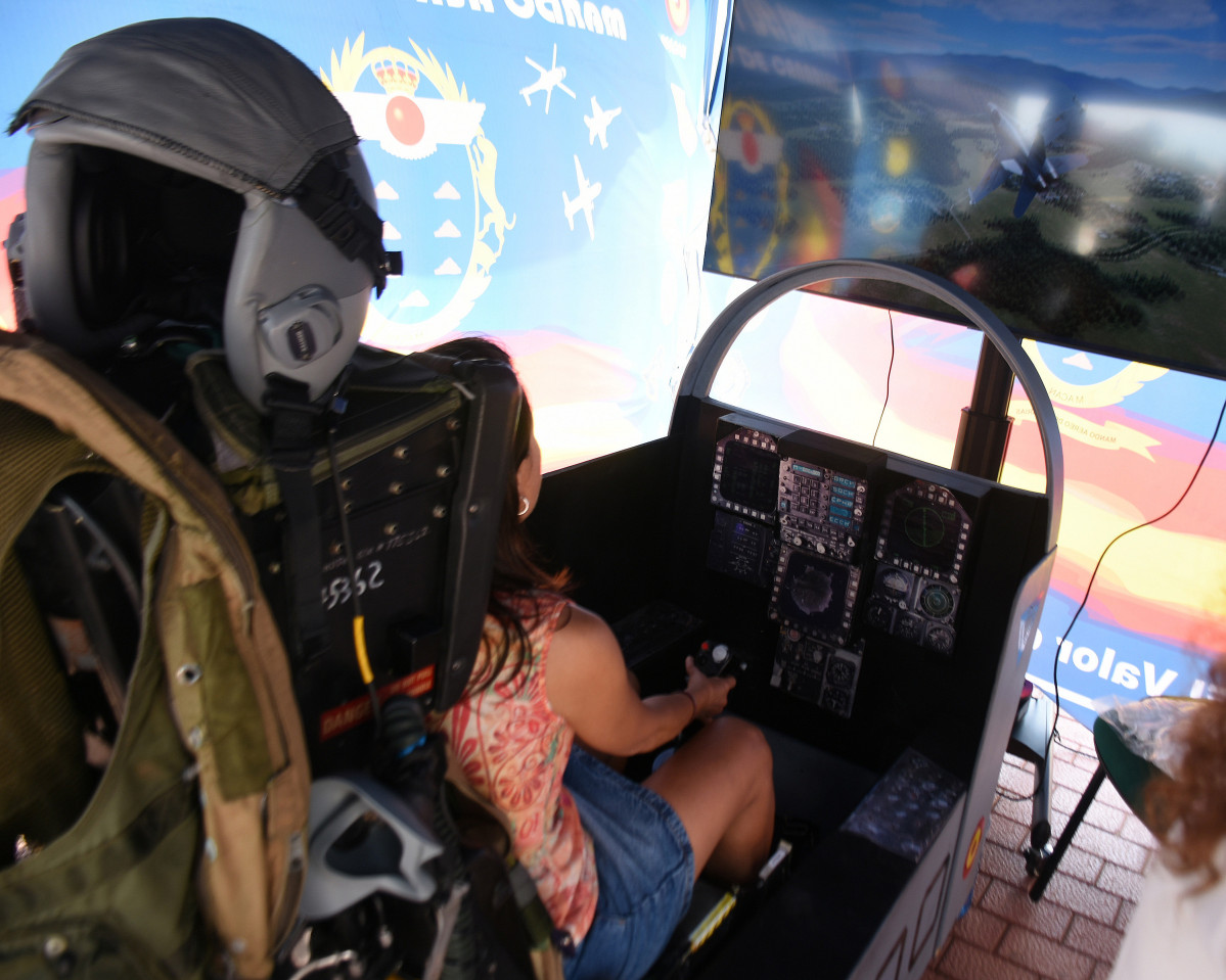 Foto Simulador F 18 Diario Palmero 