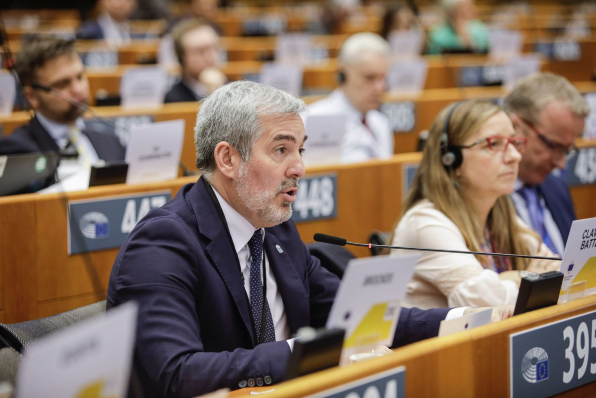 Clavijo Bruselas Agua Diario Palmero