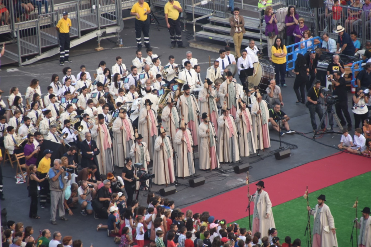 Danza de los Enanos Diario Palmero 