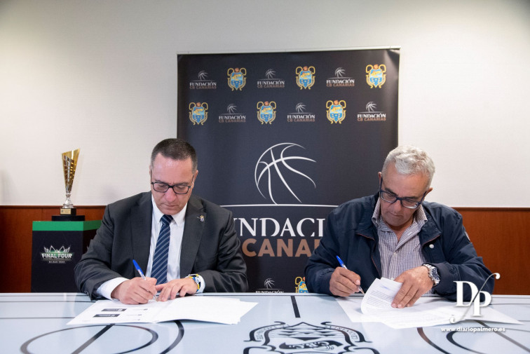 FOTO. Imágenes de la visita de Poli Suárez y José Francisco Pérez a las instalaciones del CB Canarias para firma de acuerdo de colaboración (4)