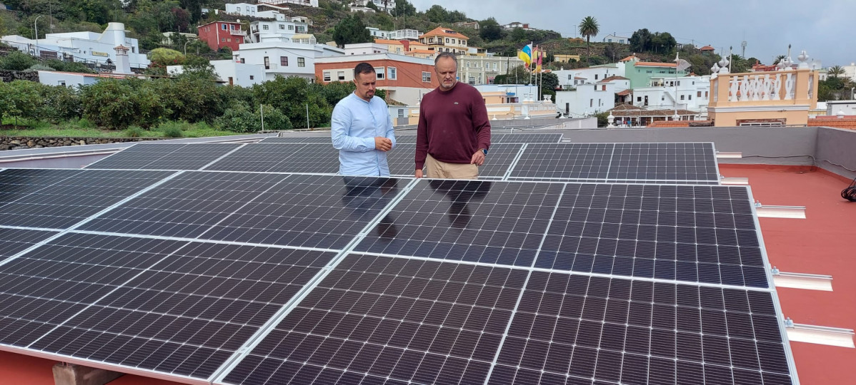 Placas fotovoltaicas Villa de Mazo
