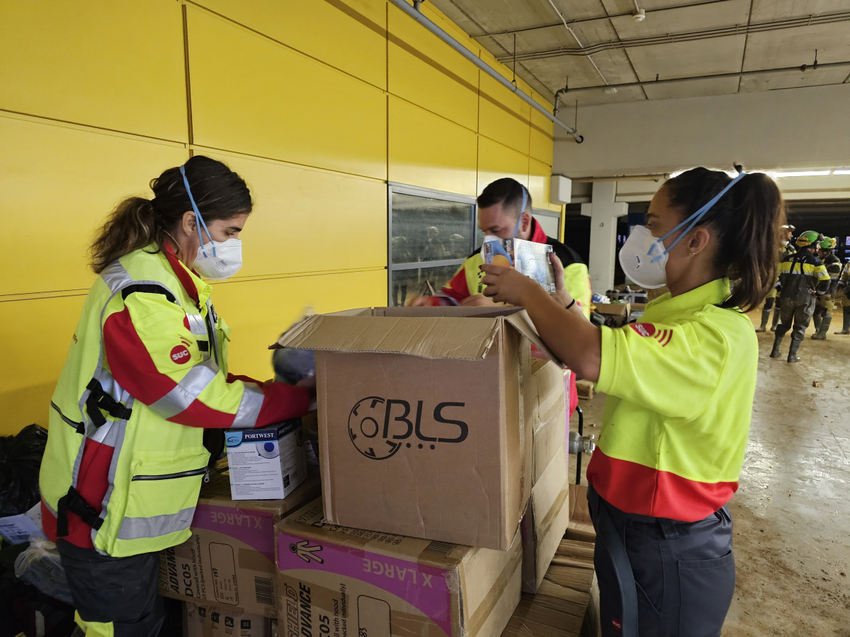 041124 Trabajos del dispositivo de emergencias  canario en Valencia(4)