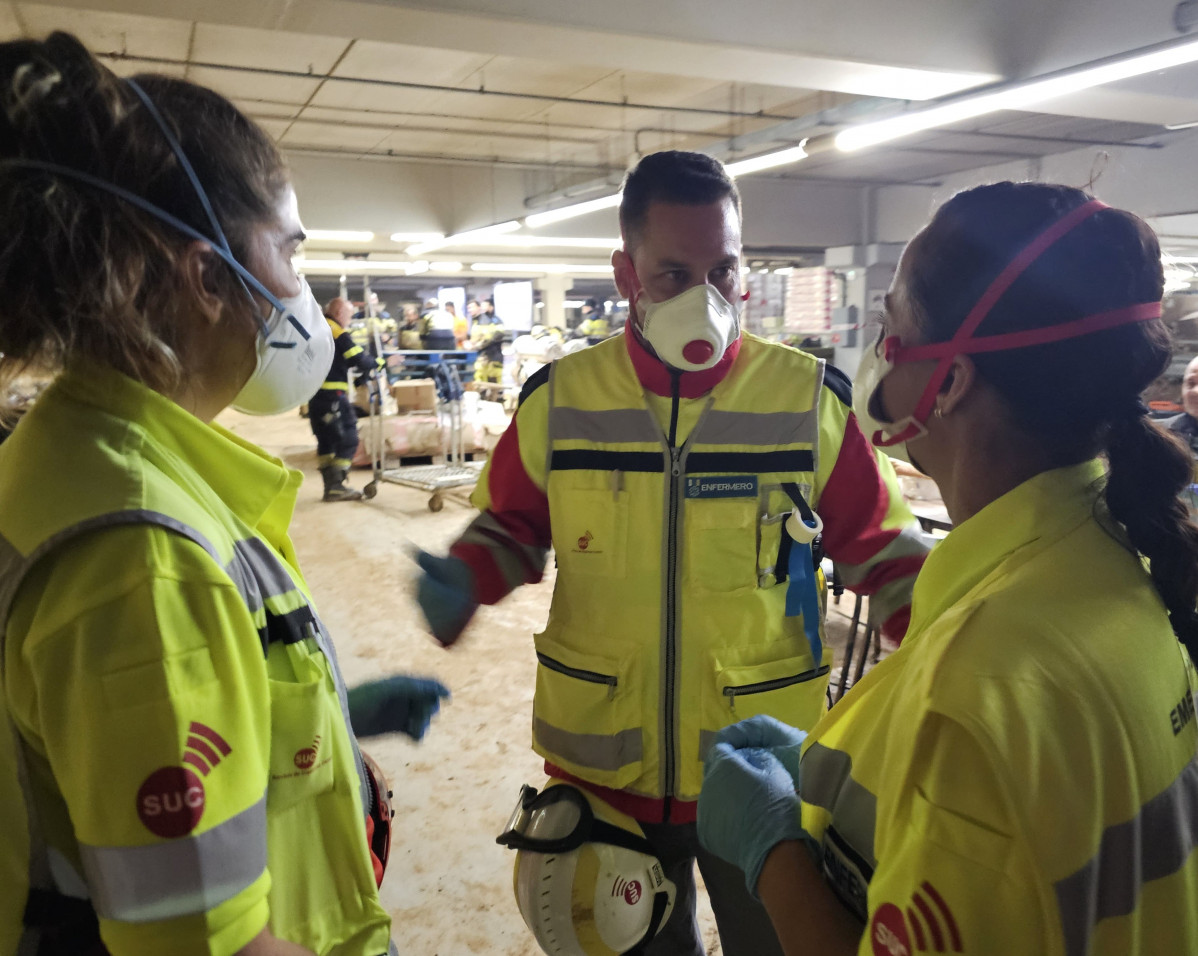 051124 Trabajo del dispositivo de emergencias canario en Valencia (1)