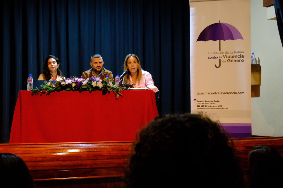 071124 La infancia, vu00edctima invisible de la violencia de gu00e9nero (1)
