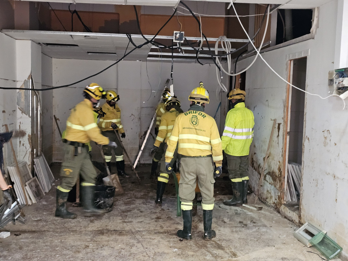 131124 Trabajos del operativo canario en Valencia 3