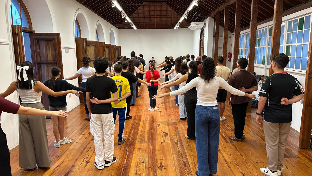 Foto del taller de formaciu00f3n de la danza de 'El Minuu00e9' celebrado la semana pasada previa a las pruebas selectivas