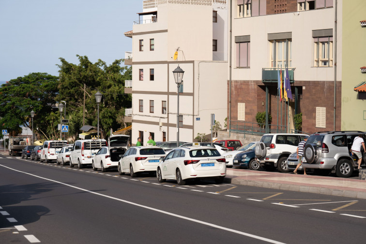Parada de taxi en Valle Gran Rey