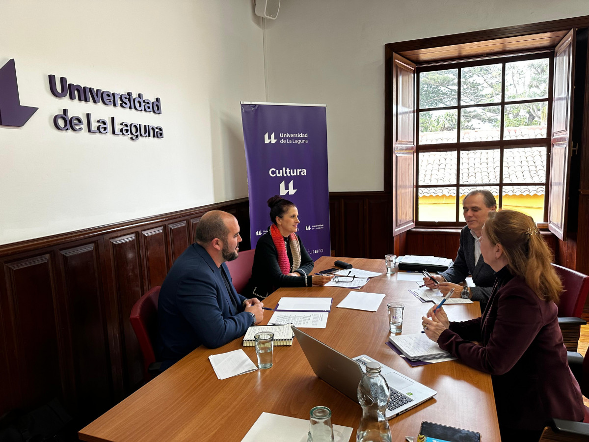 Pablo Du00edaz Cobiella se reu00fane con responsables de la ULL