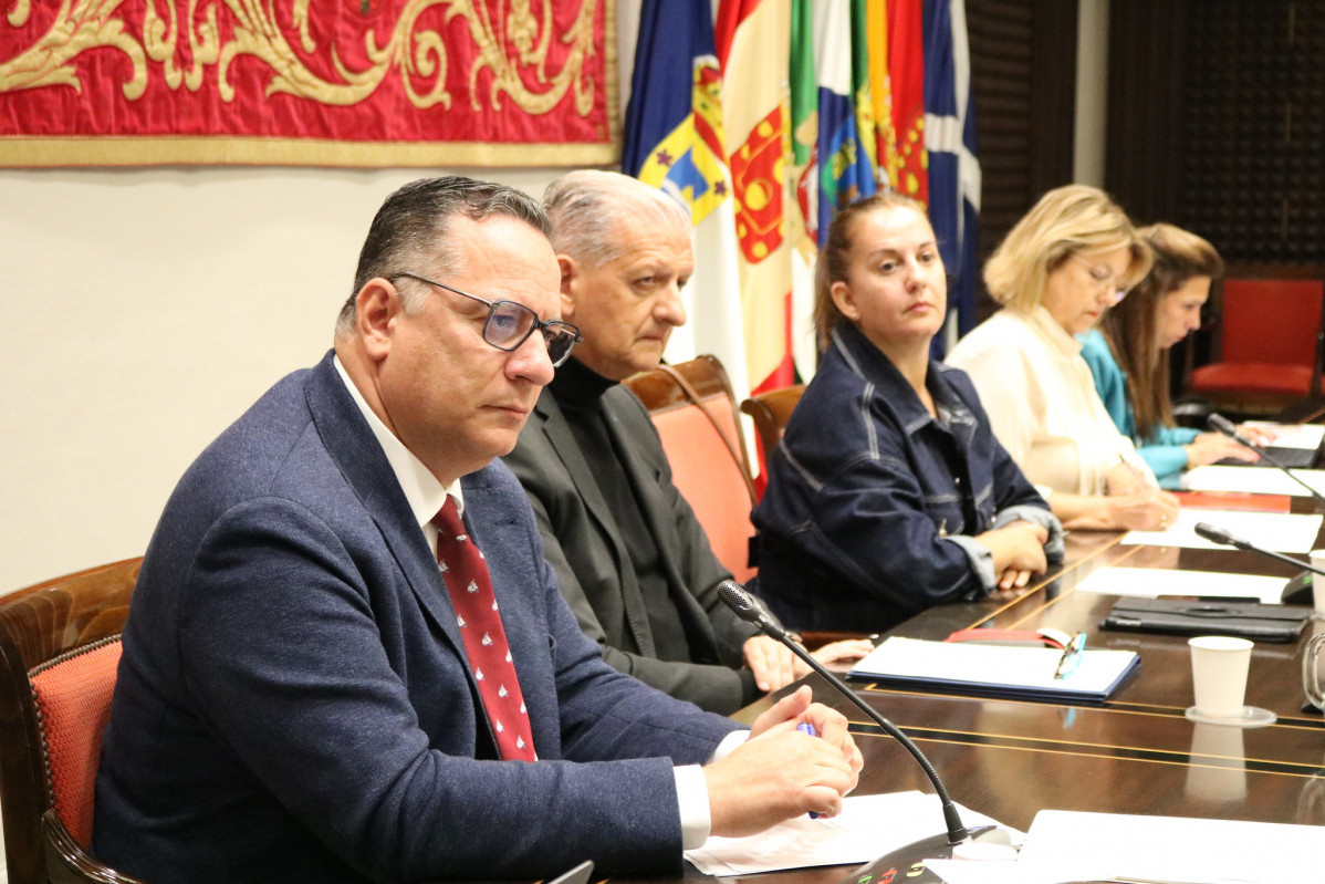 FOTO. Poli Suu00e1rez, en la Comisiu00f3n de Educaciu00f3n este viernes