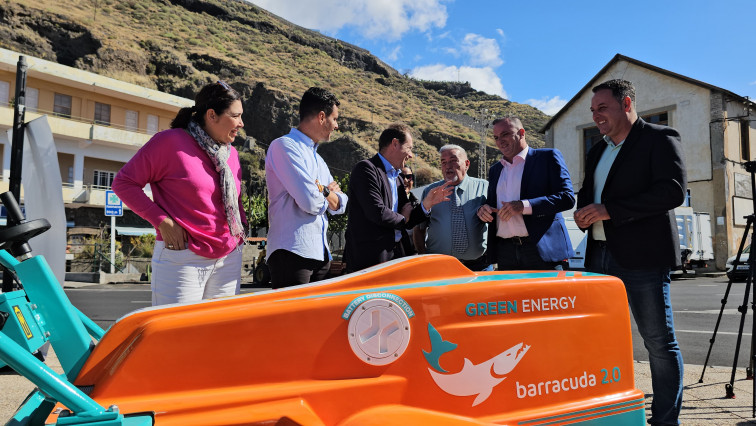 Acto de entrega de la nueva flota (2)