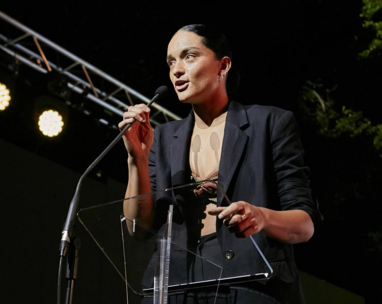 NP Rosanna Simon