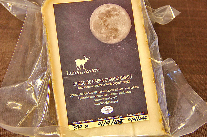 Mundo oliva los llanos de aridane la palma luna de awara queso de cabra curado ziegenkaese