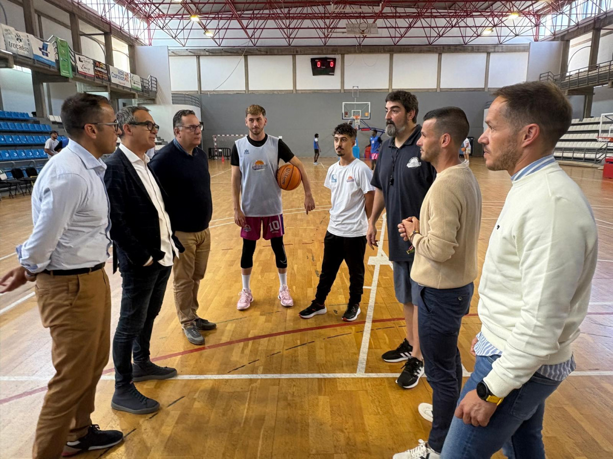 FOTO. Visita al Pabellu00f3n Severo Rodru00edguez en Los Llanos