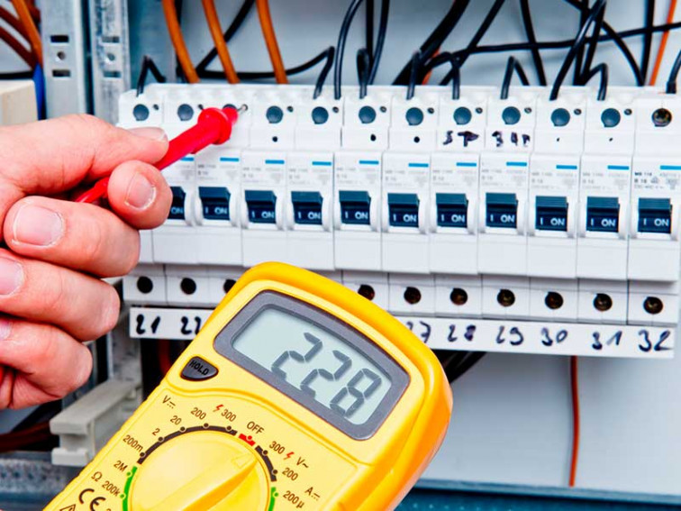 Averias electricas comunidades vecinos aviles asturias