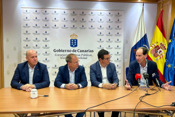 El Gobierno de Canarias y el Cabildo de La Palma coordinan el refuerzo del transporte de mercancías en la isla  3