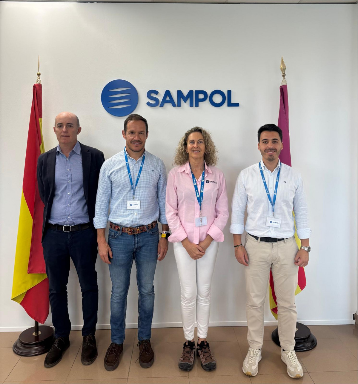 130525. NP. El Consejero de Energu00eda de Canarias, Mariano Zapata, visita la planta energu00e9tica de SAMPOL en el Parc BIT 2
